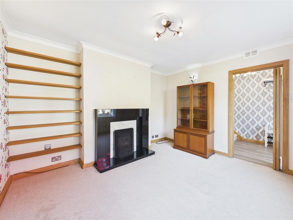 Additional image 3 of 4 bed semi-detached house for saleGosforth Crescent, Dronfield S18