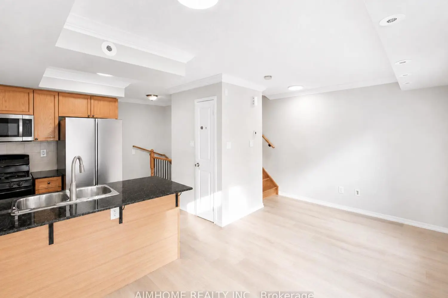 Additional image 9 of 29 Frances Loring Lane 6
