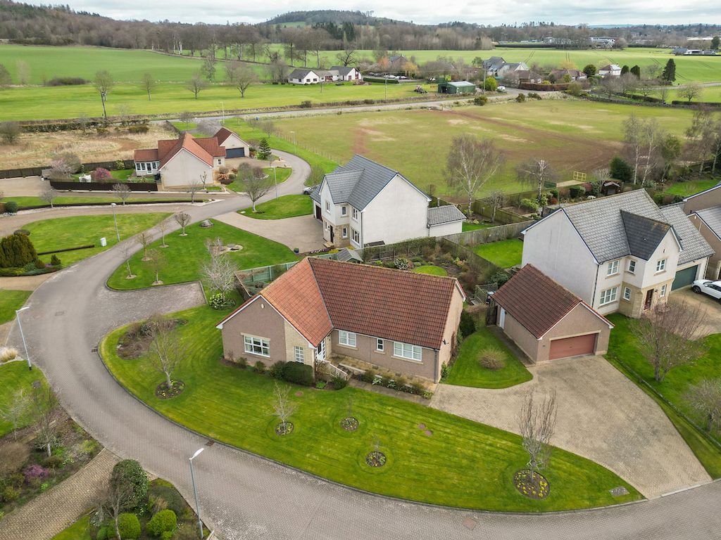 4 bed detached bungalow for sale11 Wellrig Park, Duns TD11