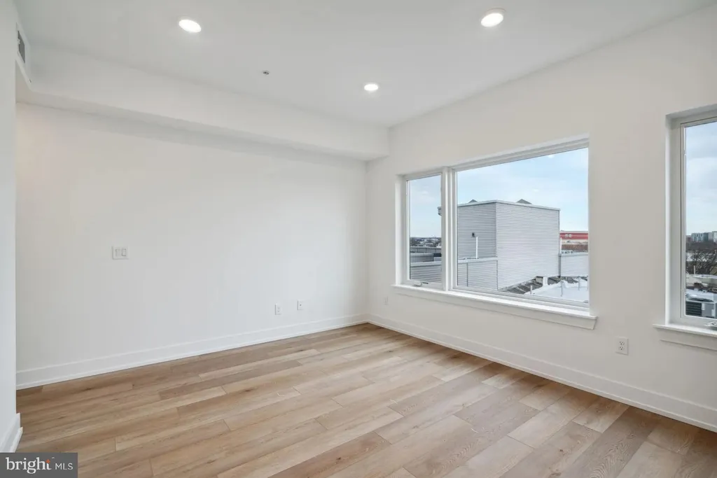 Additional image 16 of 901 Leland St Unit 2B-605, Philadelphia, PA 19130