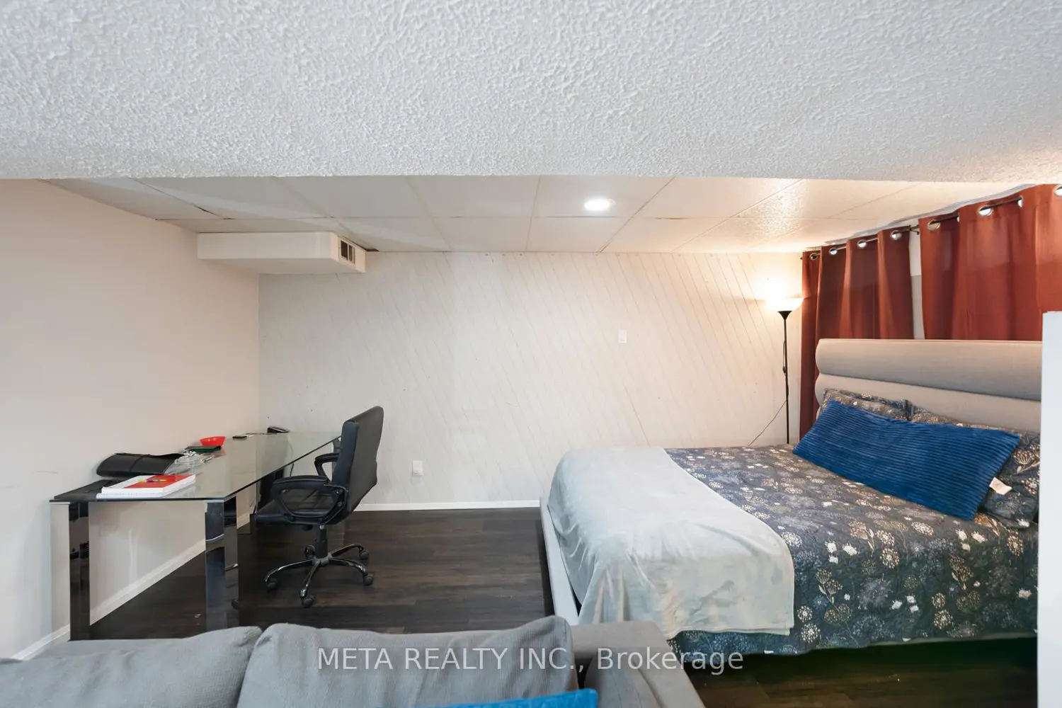 12 Heaver Drive photo 5
