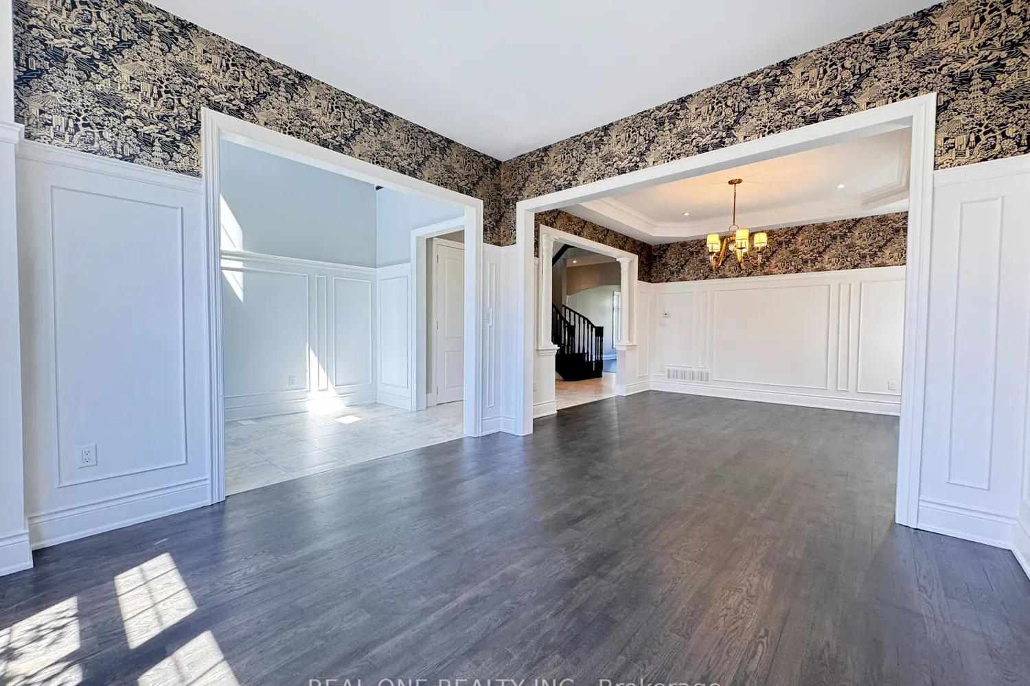 111 Headwind Boulevard photo 4