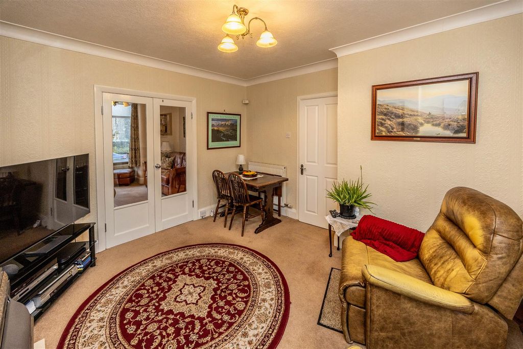 Additional image 10 of 3 bed semi-detached house for saleHammerstones Road, Elland HX5
