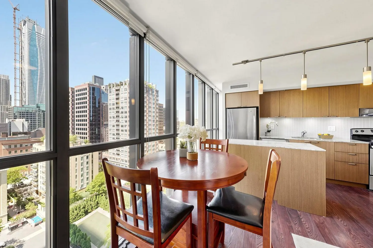 Additional image 9 of 110 Charles Street 1406