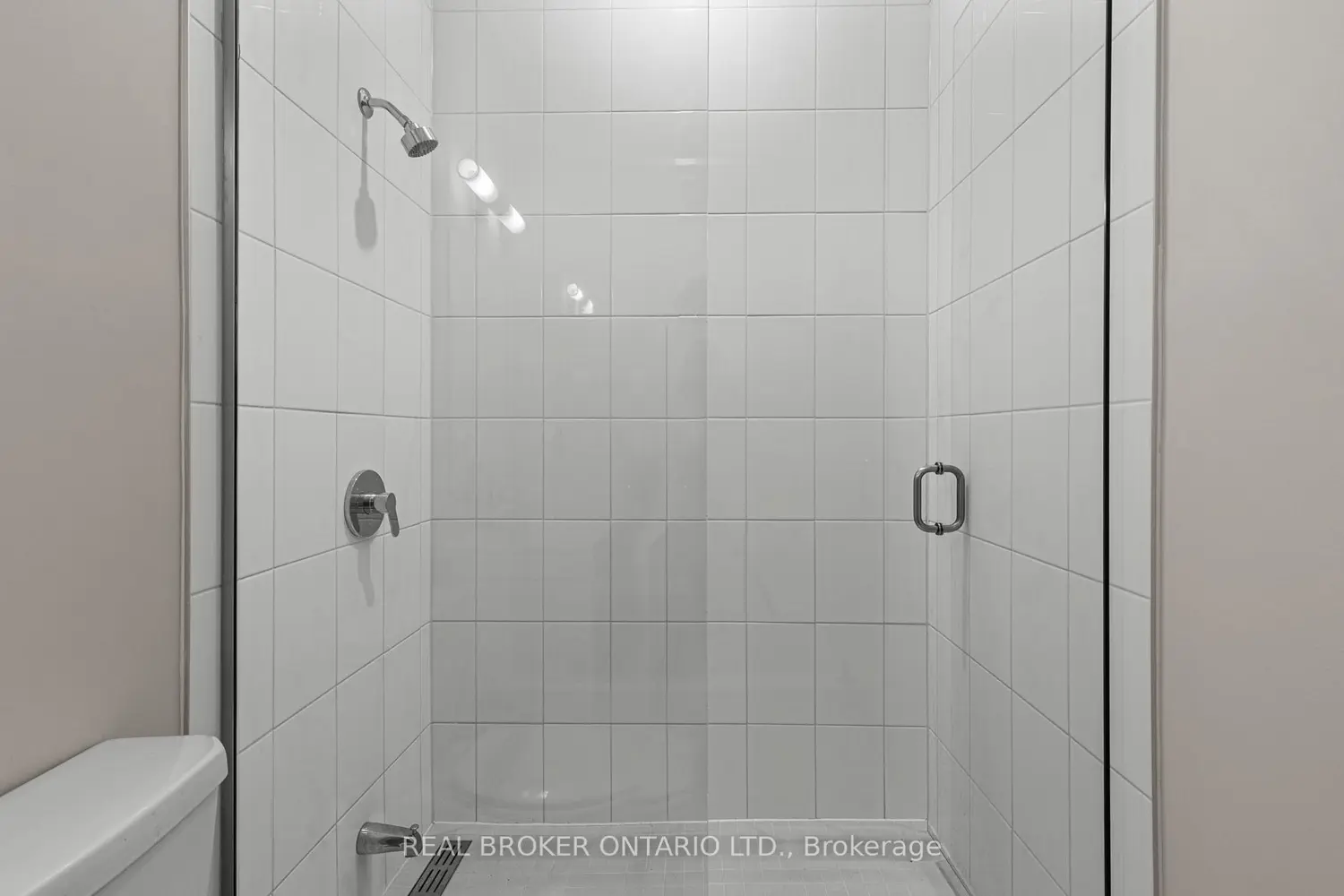 Additional image 16 of 21 Matchedash Street 204