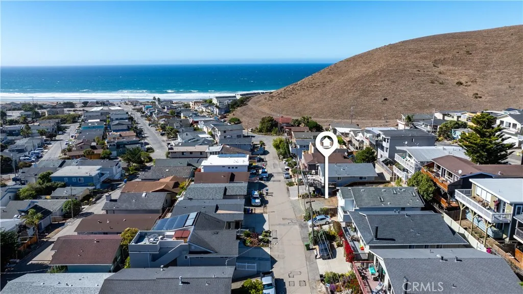 563 Zanzibar St, Morro Bay, CA 93442 photo 2