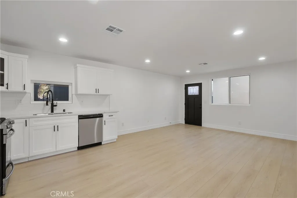 Additional image 22 of 2708 S Cochran Street, Los Angeles, CA 90016