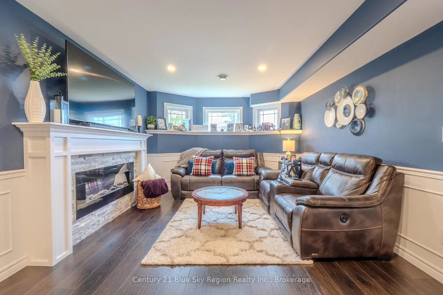 Additional image 9 of 65 Belleview Crescent