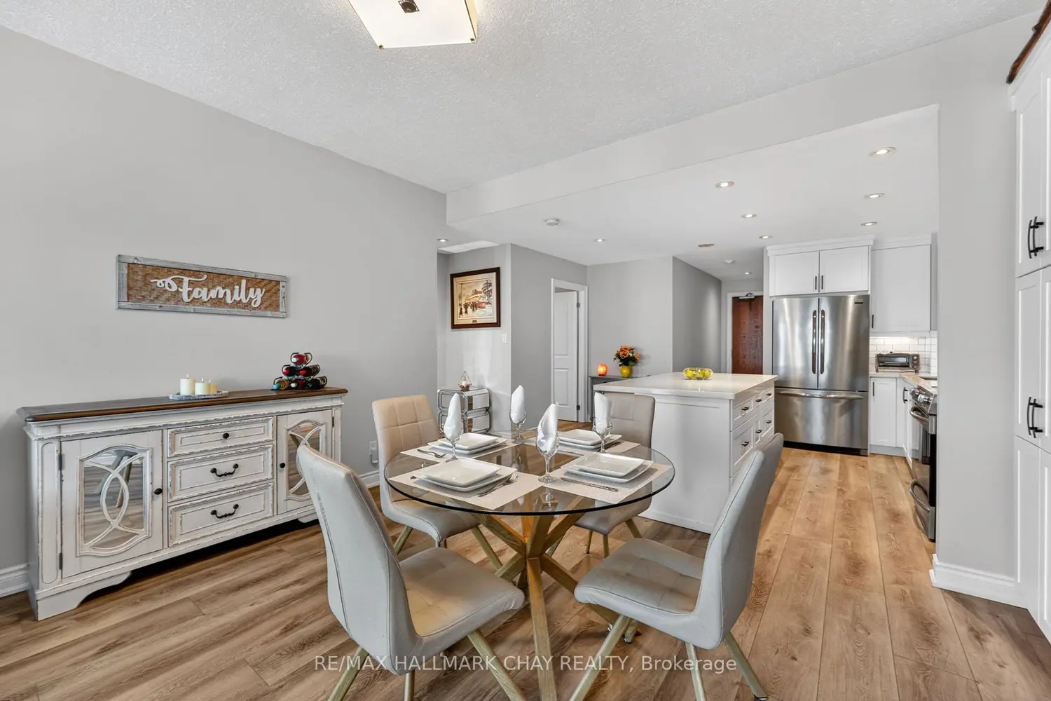 Additional image 8 of 37 Ellen Street 805