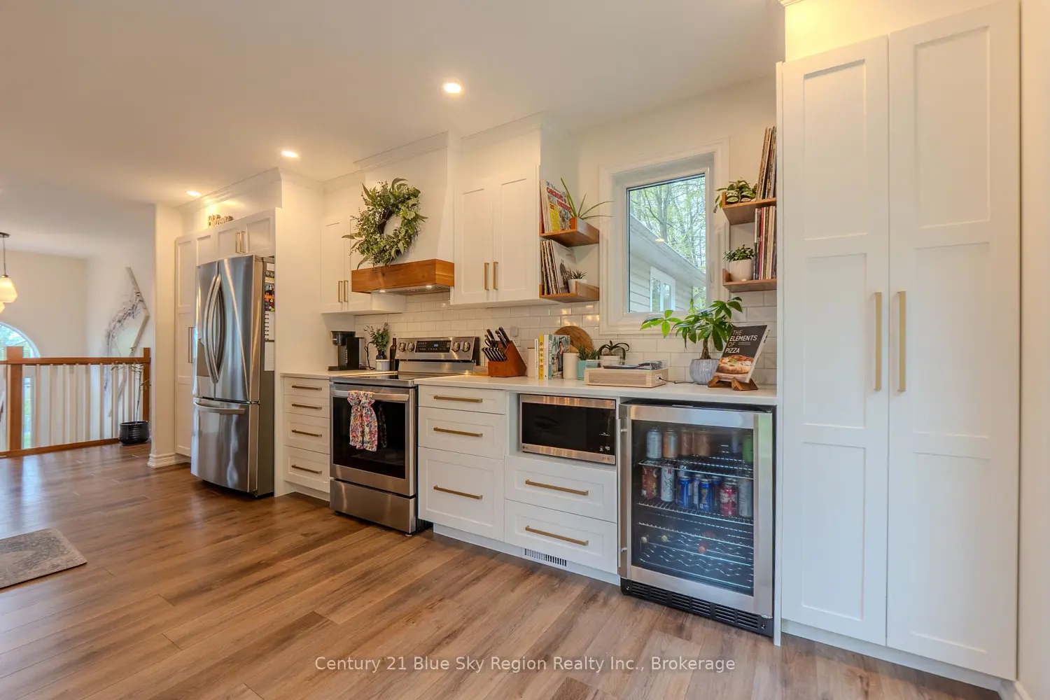 Additional image 5 of 65 Belleview Crescent