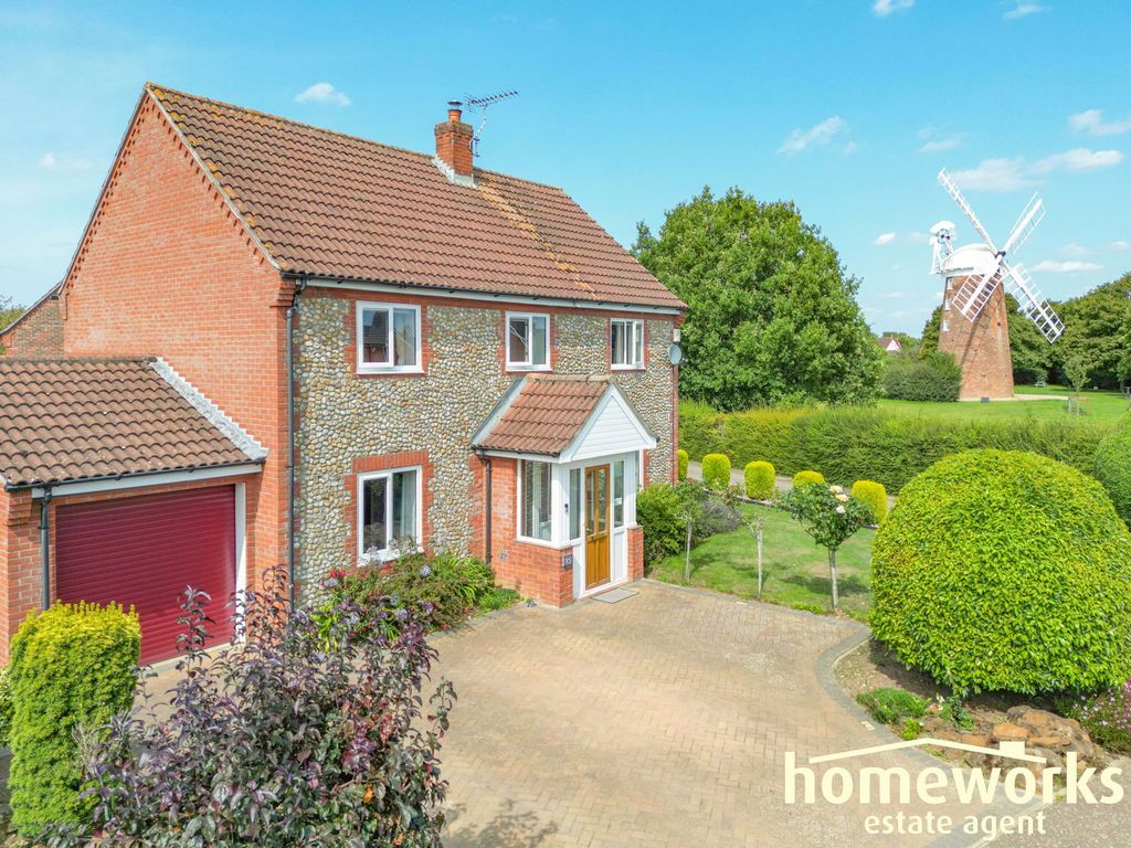 4 bed detached house for saleGreenfields Road, Dereham NR20