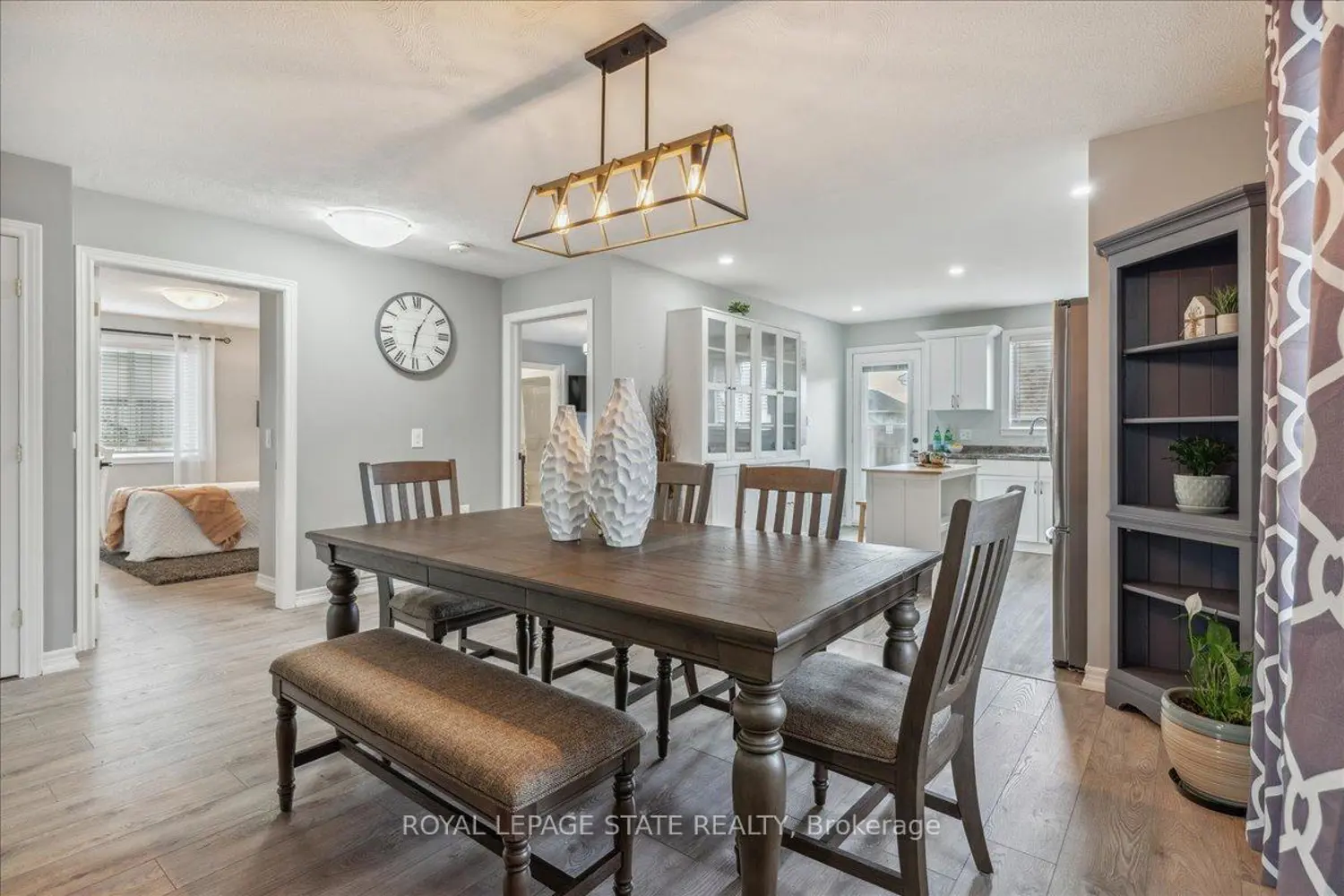 29 Mapleview Drive photo 2