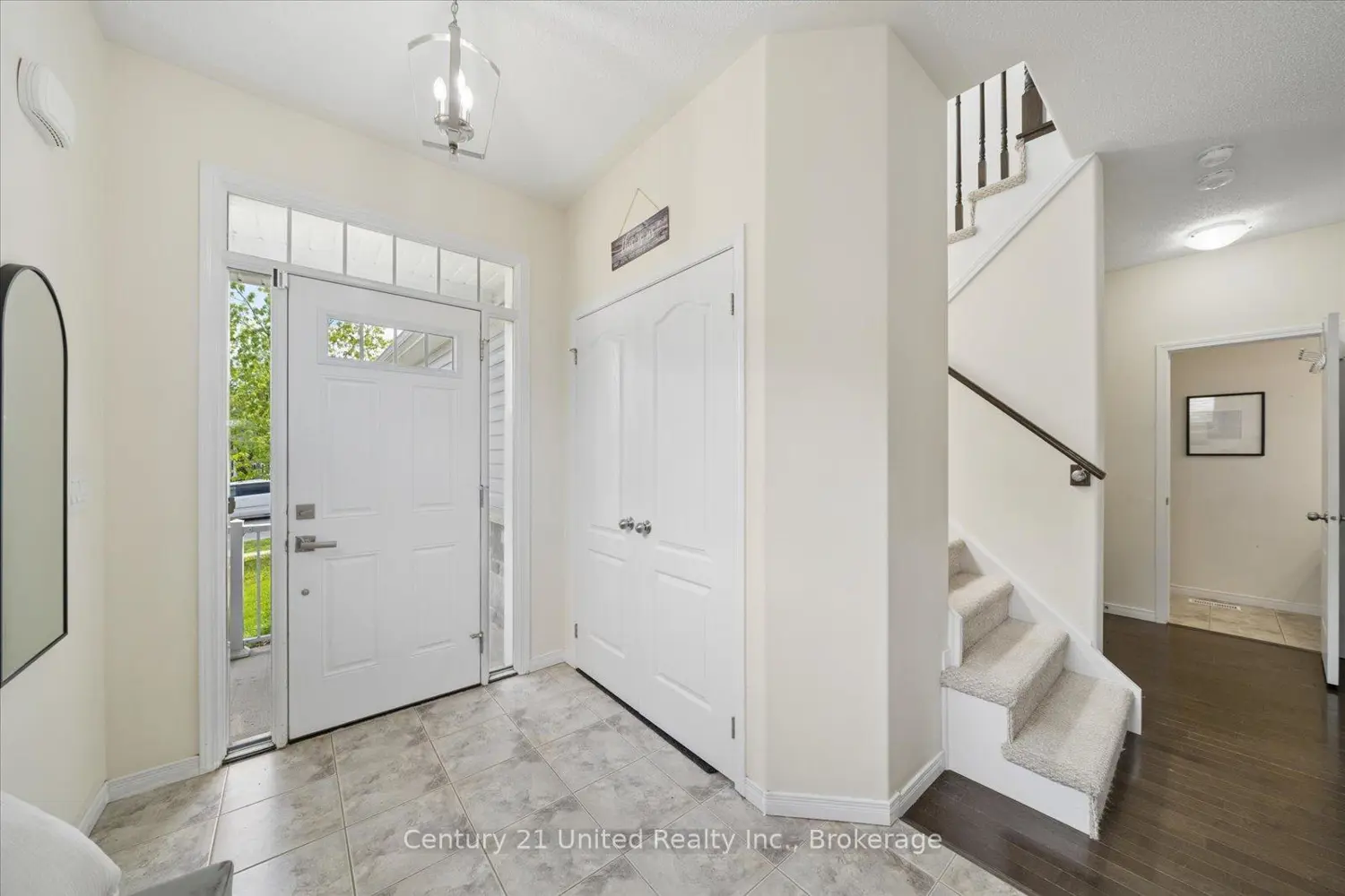 425 Florence Drive photo 4