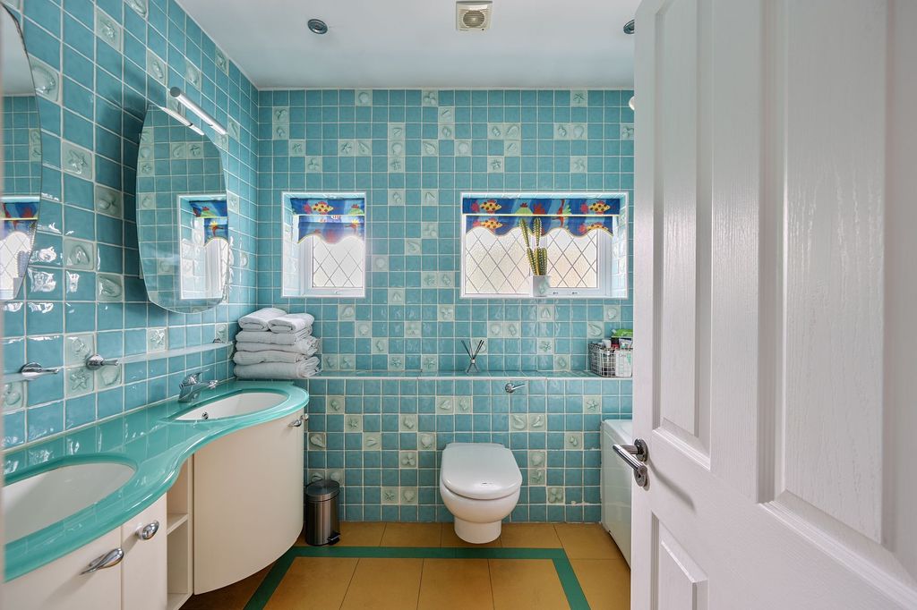 Additional image 23 of 4 bed detached house for saleThe Green, Epsom KT17