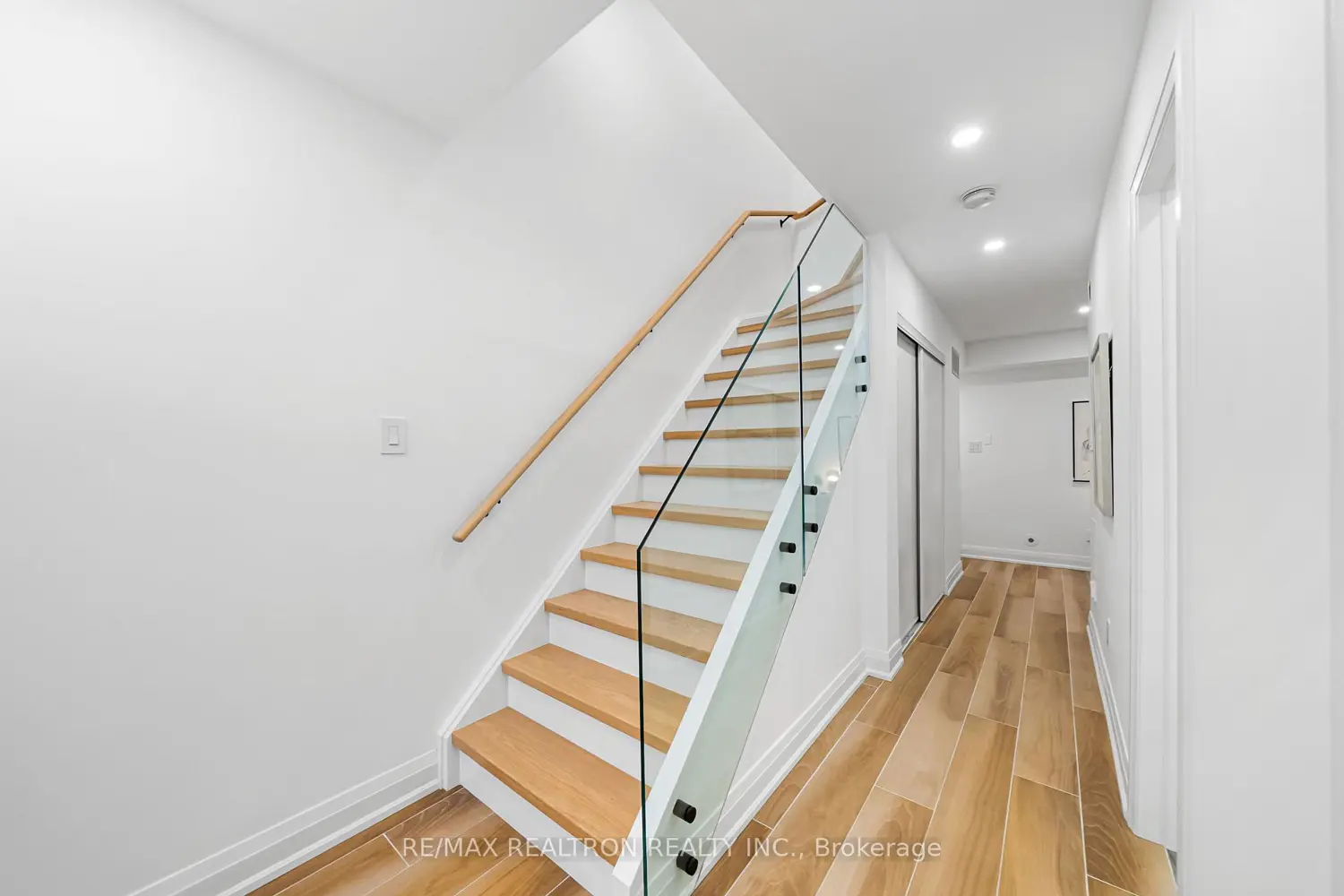 Additional image 13 of 25 Laidlaw Street 506