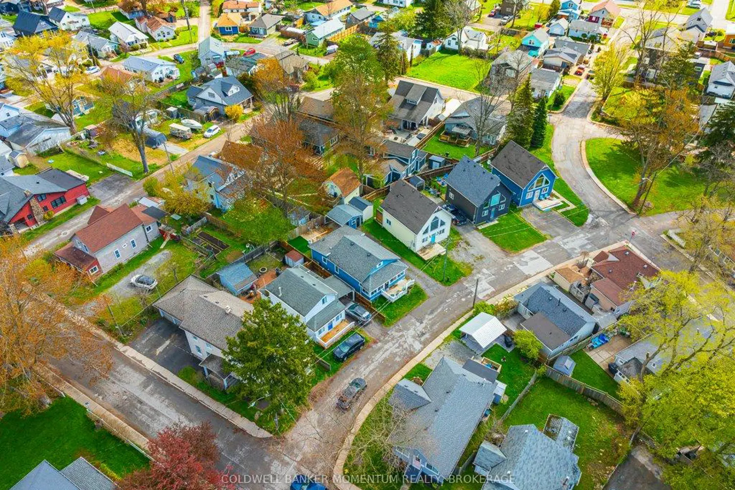 Additional image 18 of 8 Loomis Crescent
