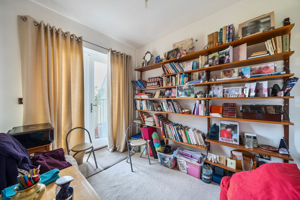Additional image 10 of 3 bed flat for saleSouth Street, Epsom KT18