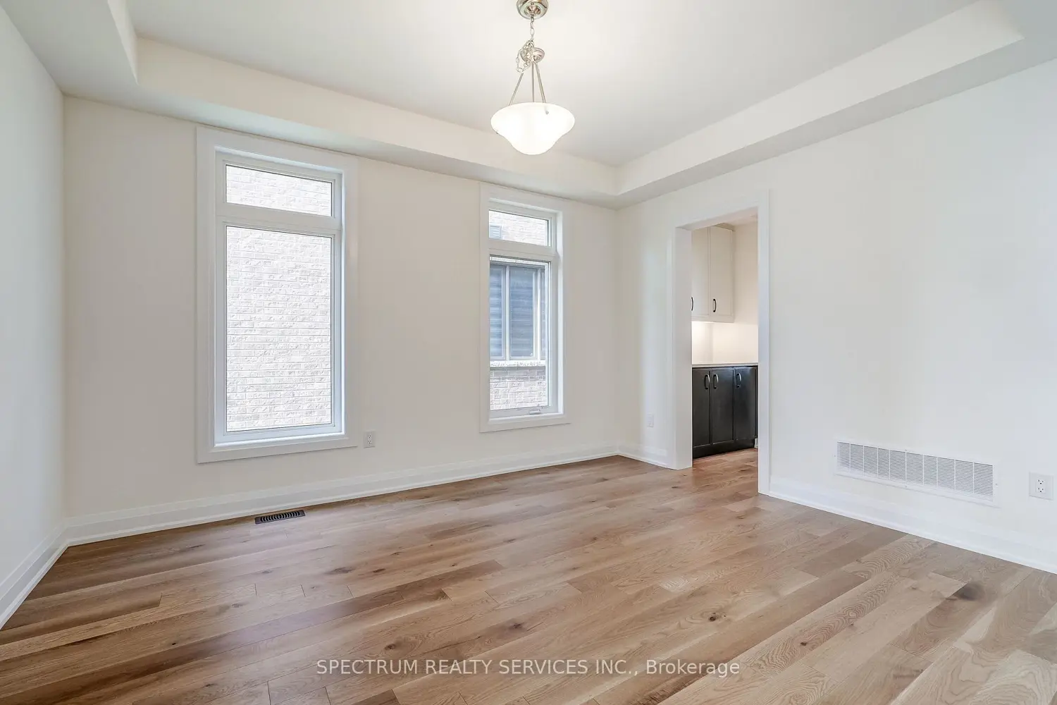 28 Dore Drive photo 5