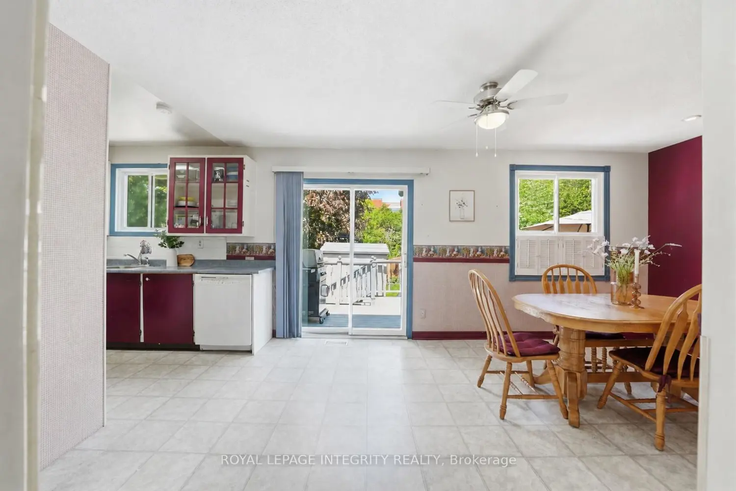 5 Sheldrake Drive photo 4