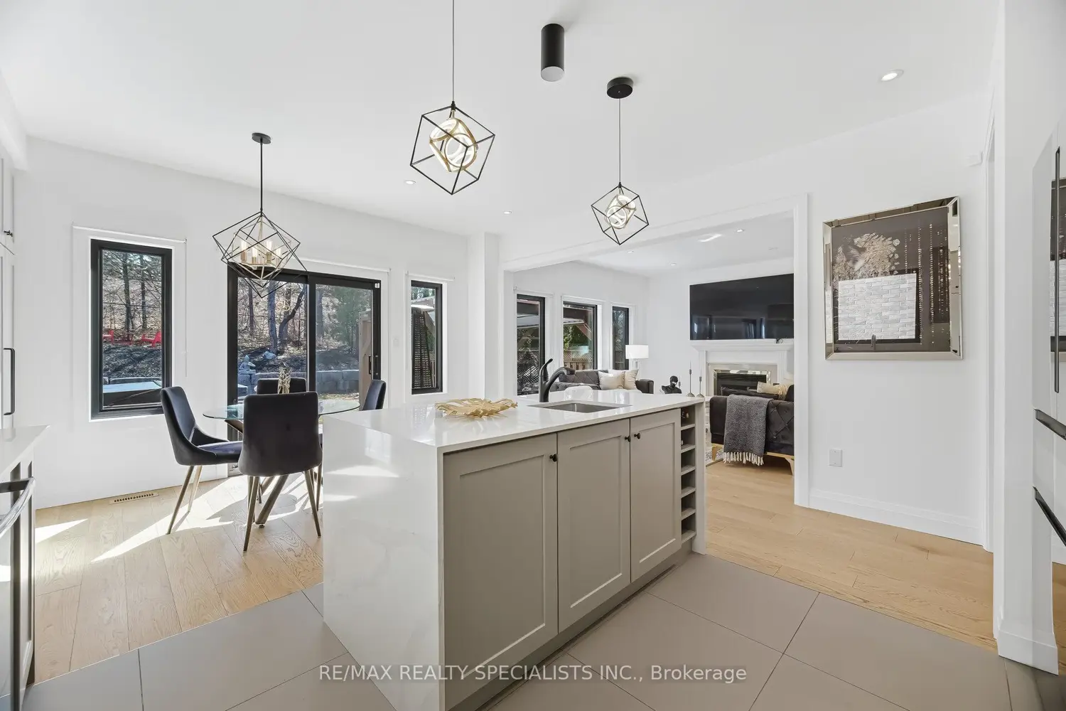 Additional image 9 of 304 Barondale Drive