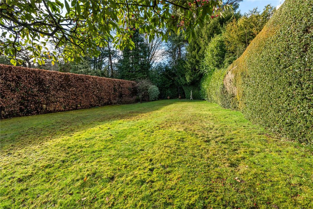 Additional image 12 of 4 bed detached house for saleMilton Avenue, Westcott, Dorking, Surrey RH4