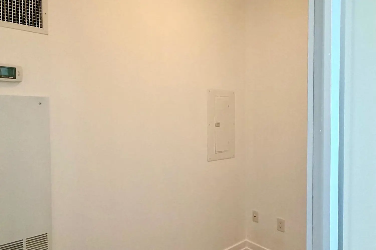 Additional image 16 of 29 Singer Court 2109