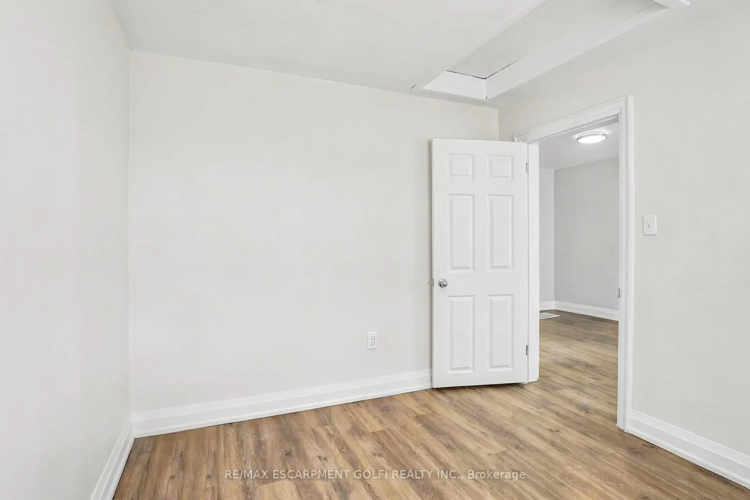 Additional image 6 of 491 Kenilworth Avenue