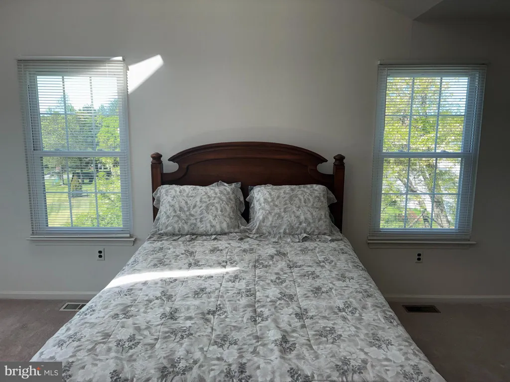 Additional image 13 of 566 Applewood Court, Upper Chichester, PA 19014