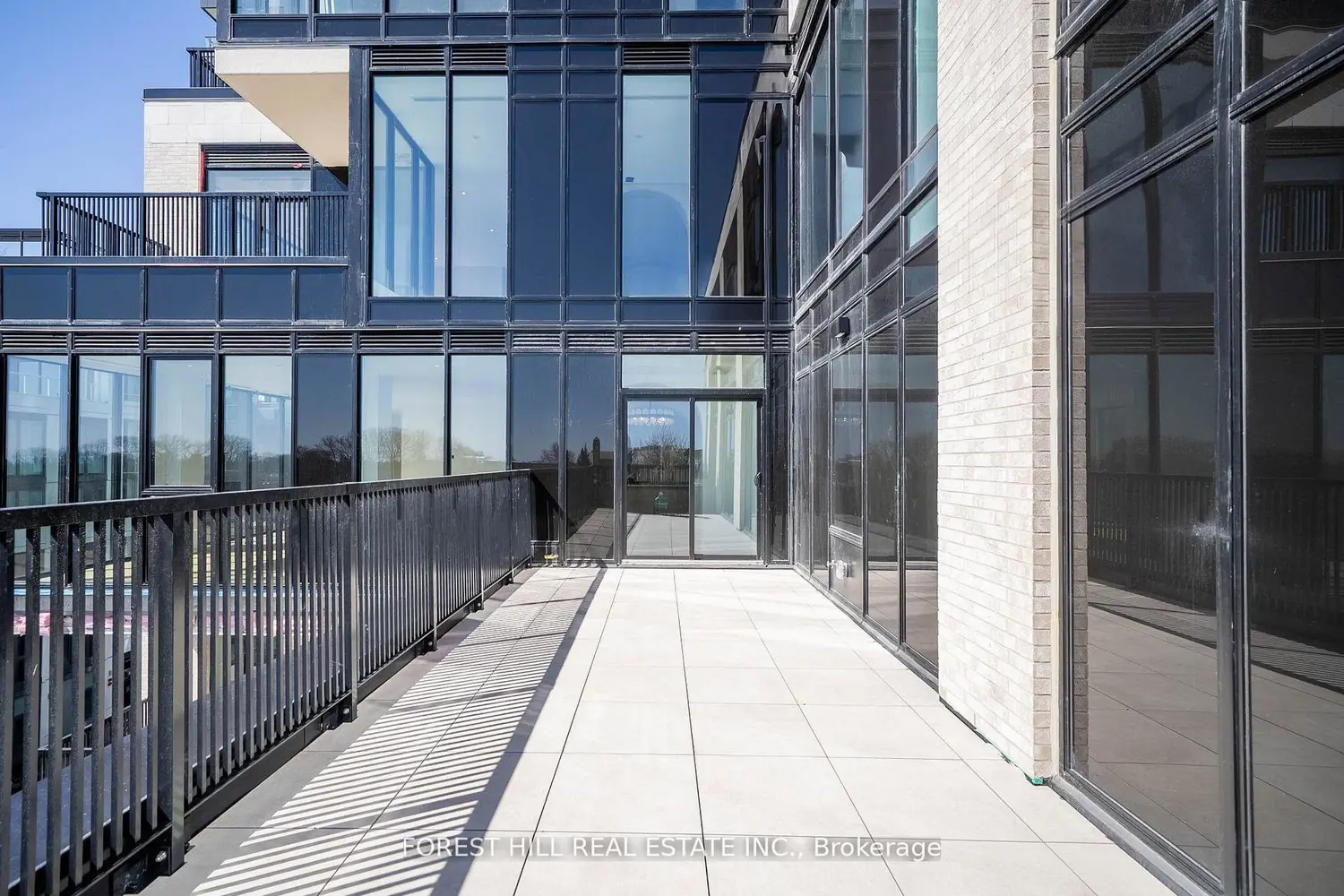 Additional image 19 of 2010 Bathurst Street 6A