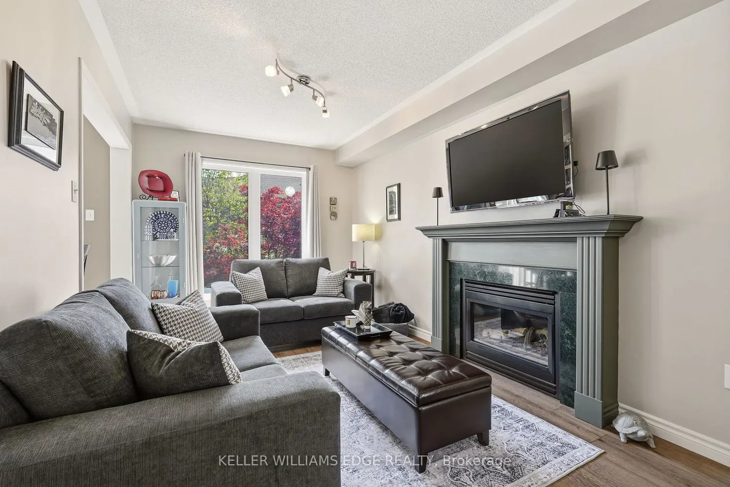 5114 Tree Court photo 5