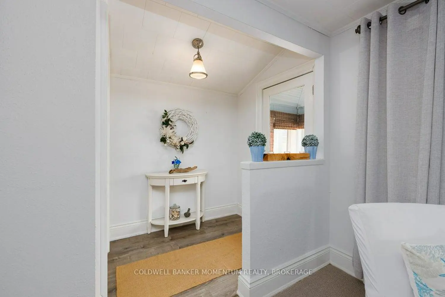 Additional image 8 of 8 Loomis Crescent