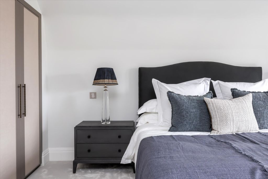 Additional image 16 of 3 bed terraced house for saleMagna Carta Park, Coopers Hill, Englefield Green, Surrey TW20