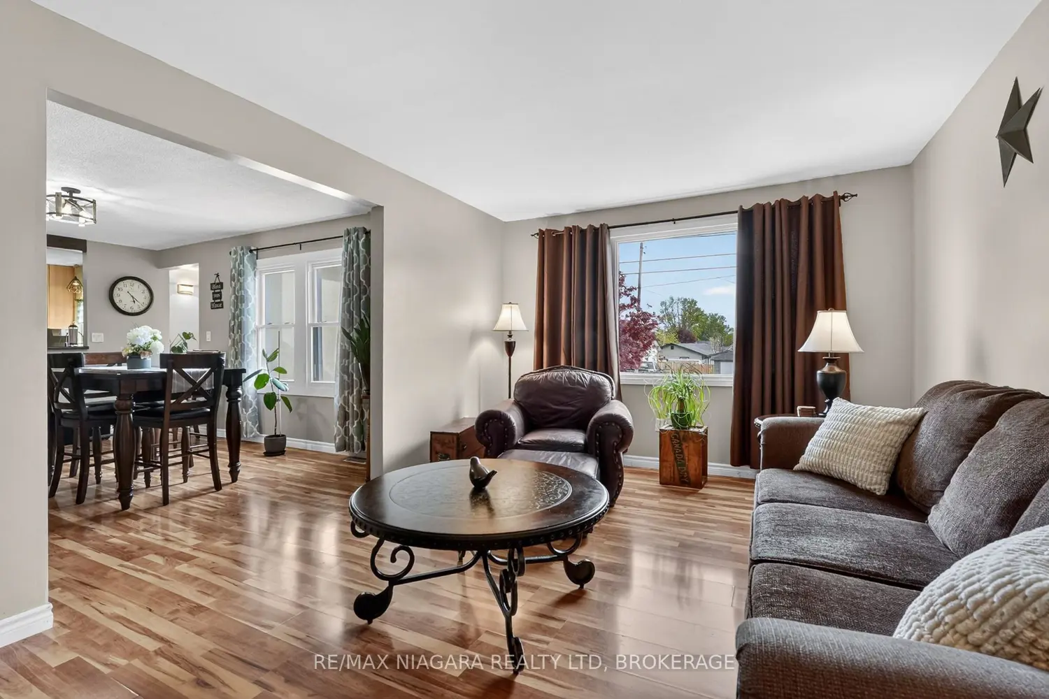 Additional image 4 of 3710 Brunswick Avenue