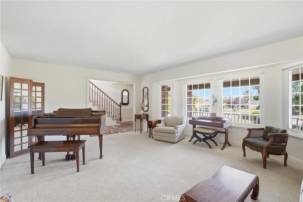 4475 Whitecliff Place, Santa Maria, CA 93455 photo 2