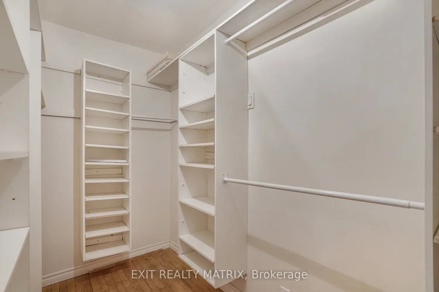 Additional image 8 of 845 Cartier Boulevard