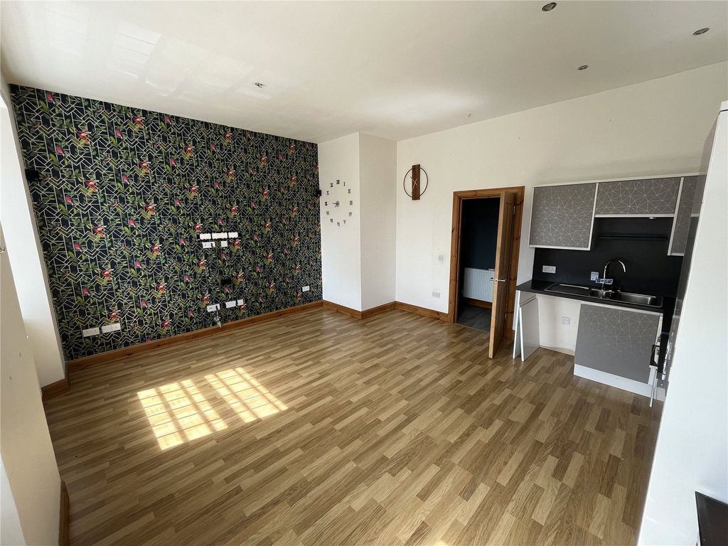2 bed flat for saleNorth Range, Mill Brae, Stanley Mills, Perth PH1 photo 4