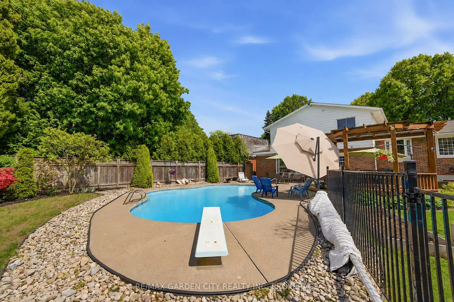 61 Royal York Road photo 3