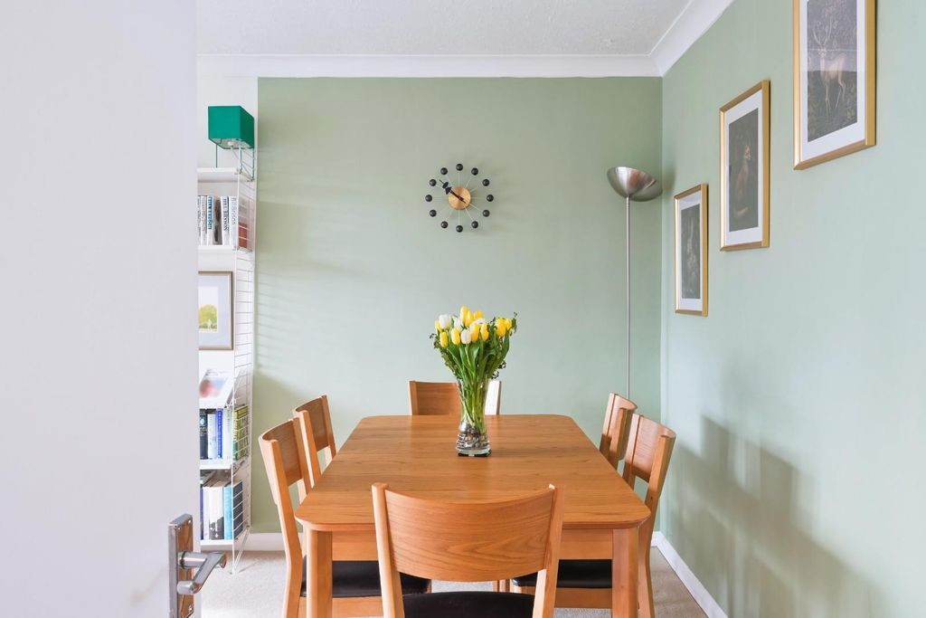 Additional image 17 of 3 bed flat for saleAvenue Road, Epsom KT18