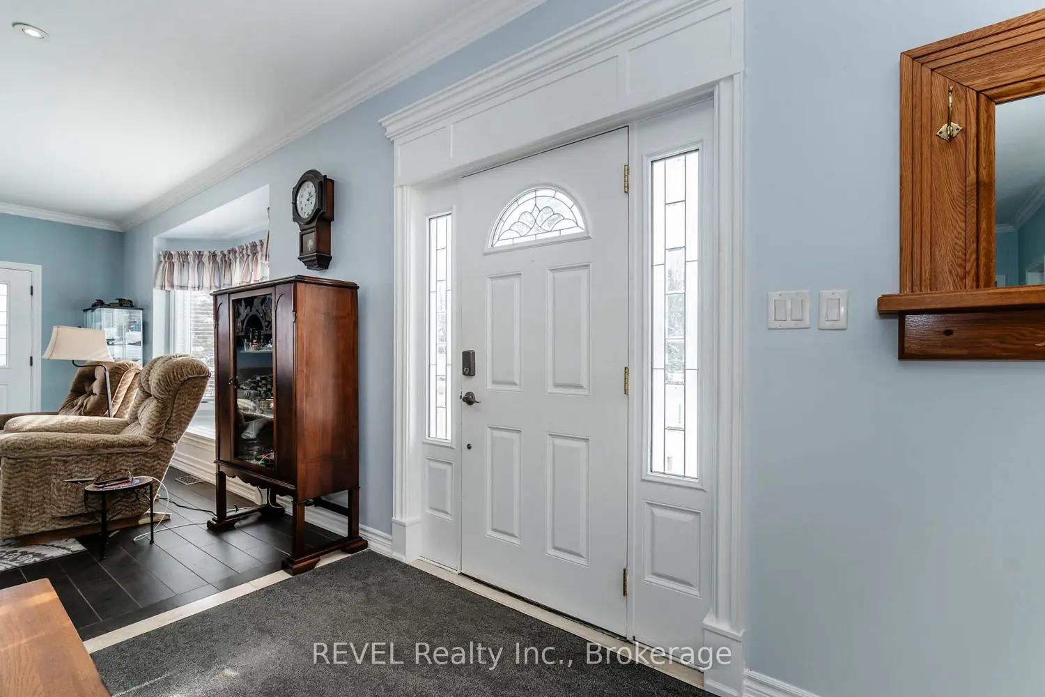 1006 River Street photo 2