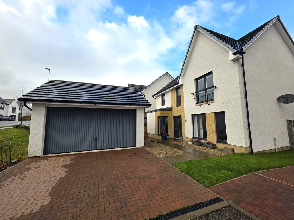 5 bed detached house for saleGreenfield Circle, Elgin IV30