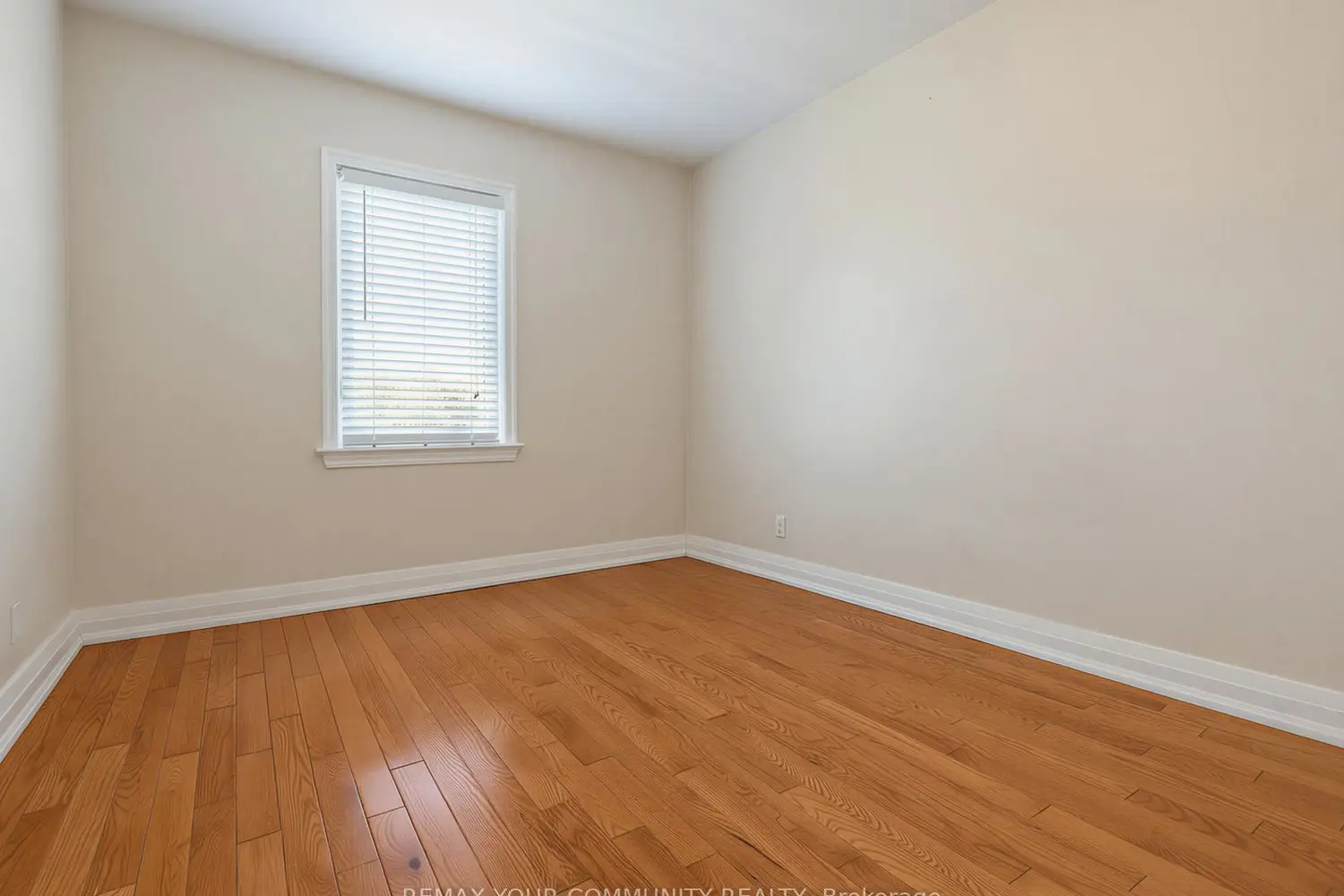 Additional image 18 of 9 Letchworth Crescent