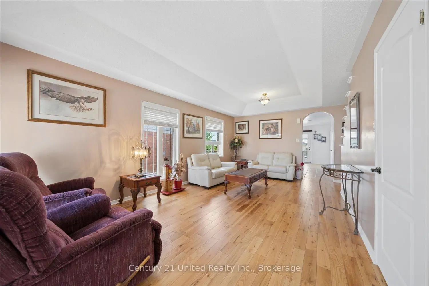 122 Parcells Crescent photo 3