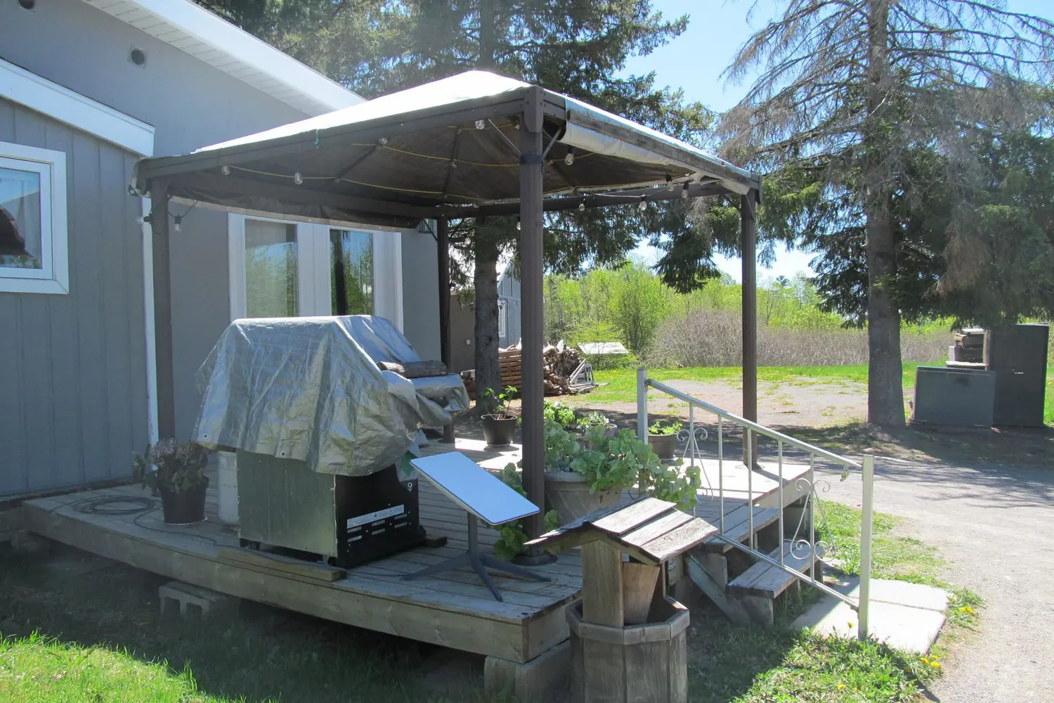 659 Stones Lake Road photo 2