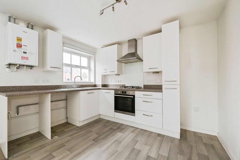 Additional image 3 of 2 bed flat for saleWeston Way, Eastleigh SO50