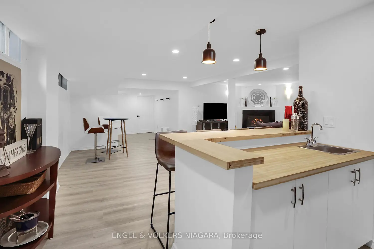 Additional image 10 of 2459 Noella Crescent