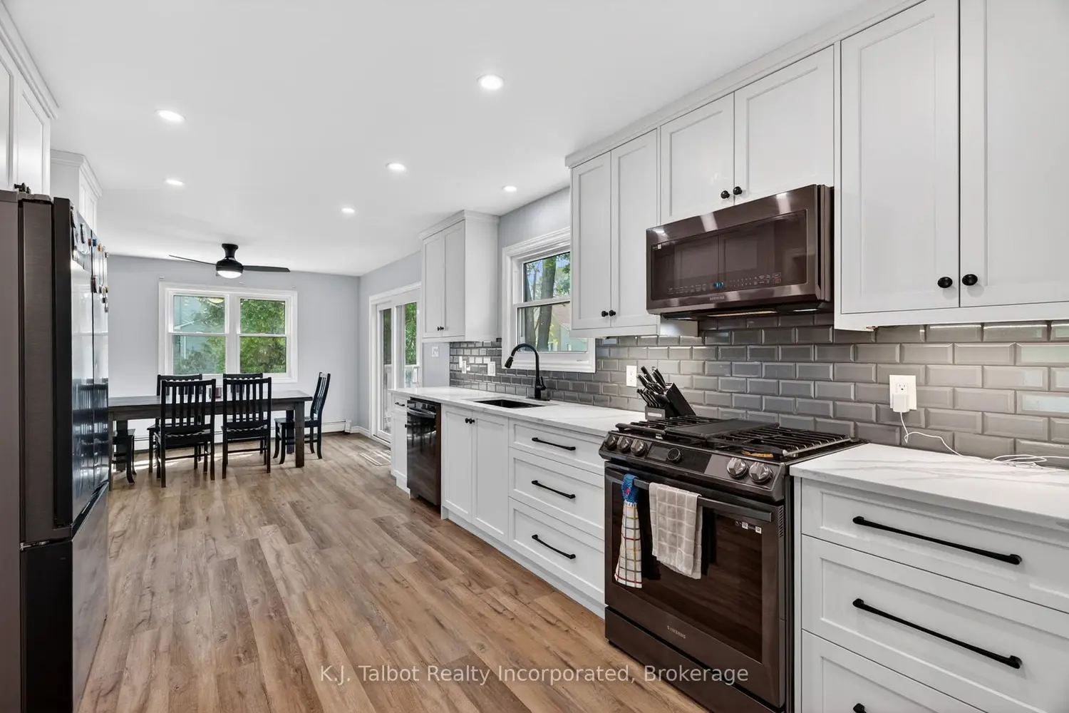 Additional image 7 of 441 Coombs Street