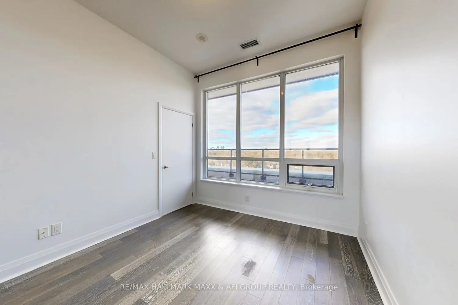Additional image 5 of 399 Spring Garden Avenue 617