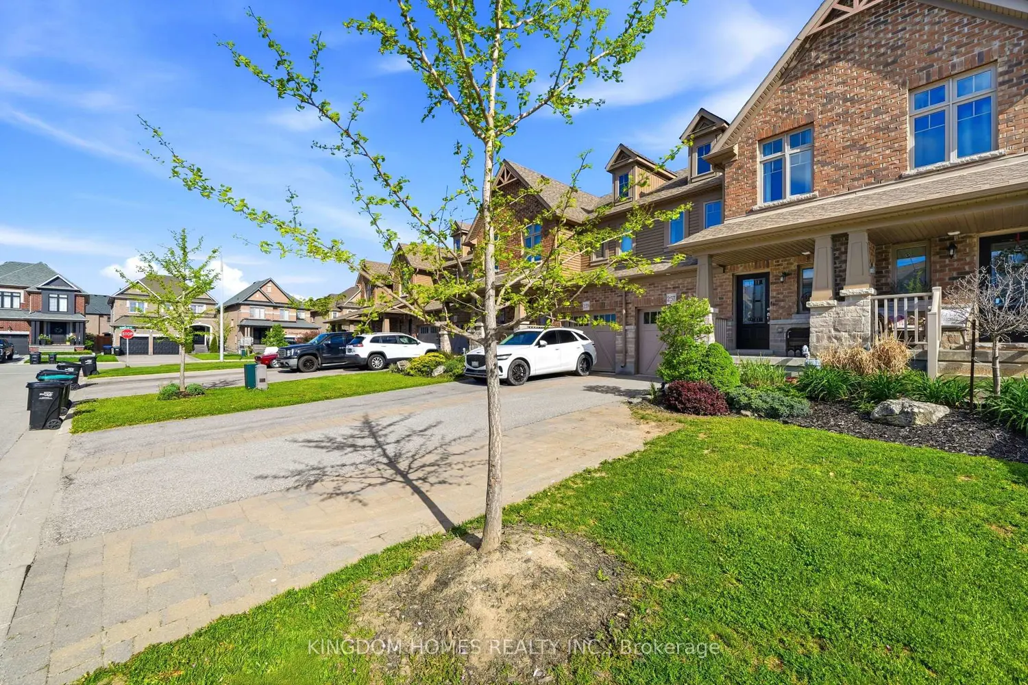 257 Hutchinson Drive photo 3