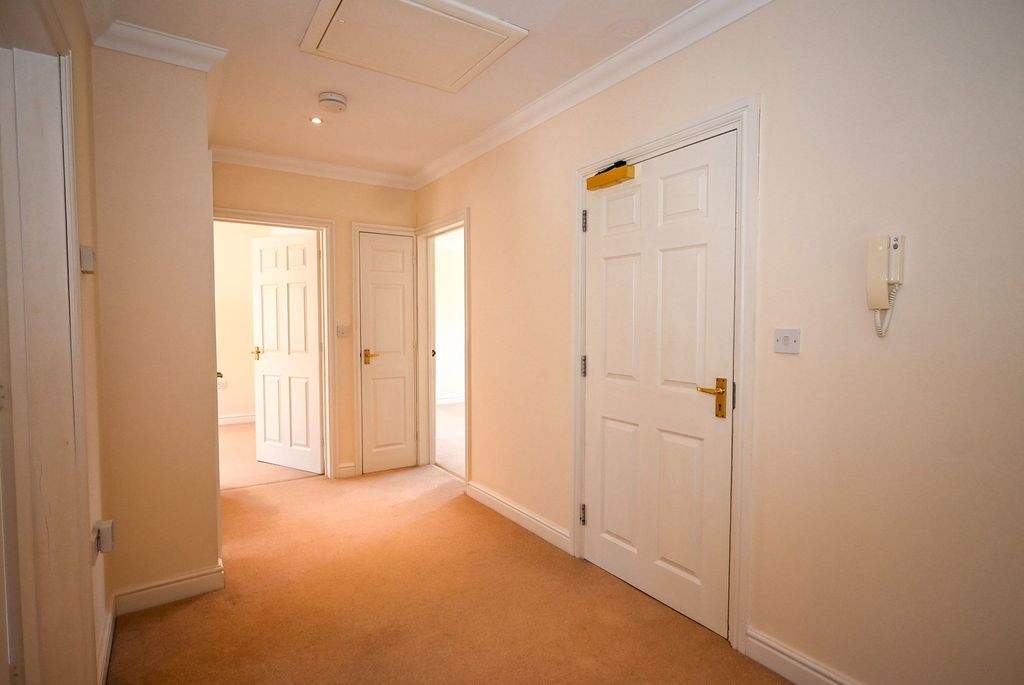 2 bed flat for saleBrockhampton Court, Brockhampton, Hereford, Herefordshire HR1 photo 5