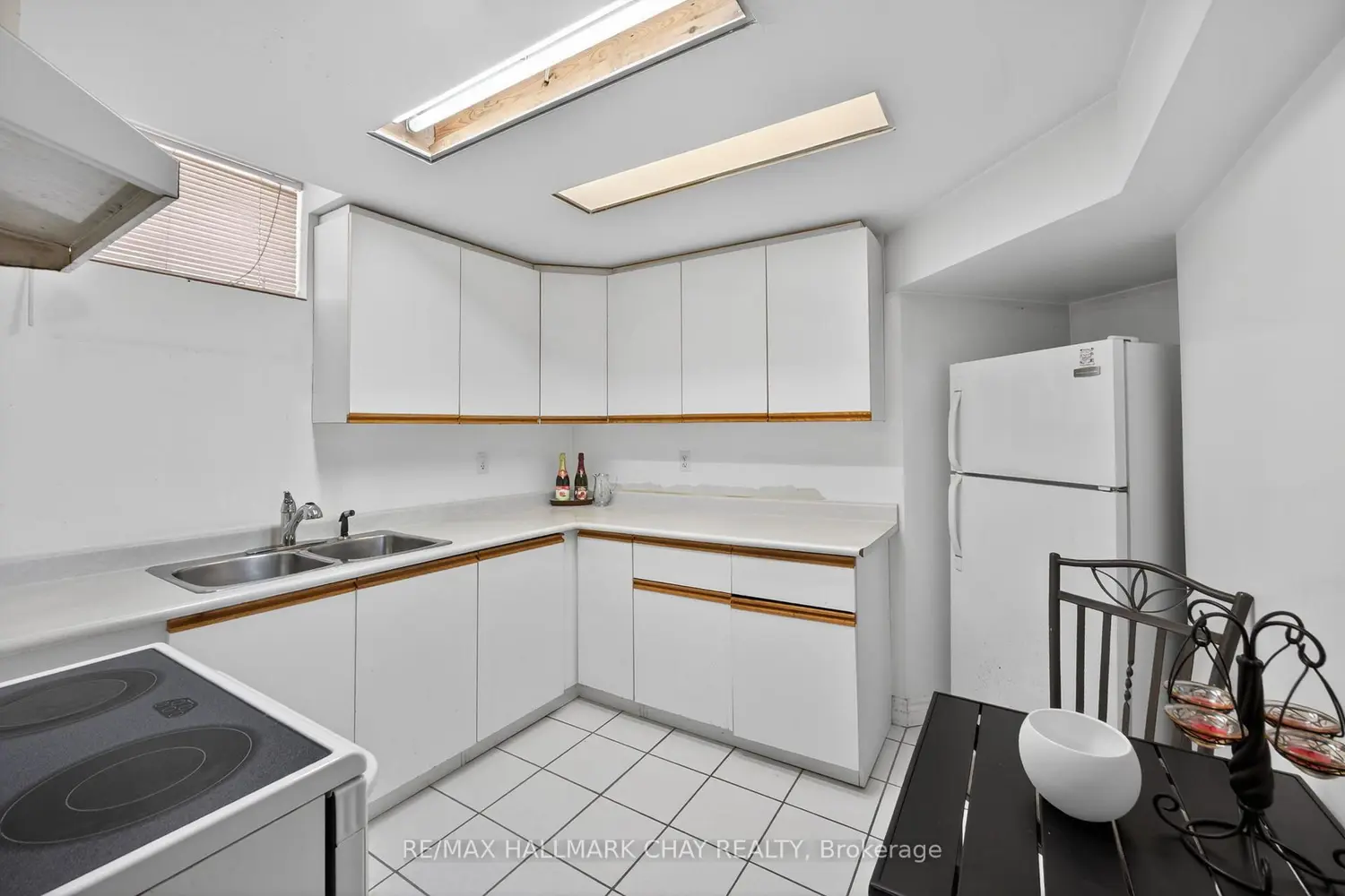 Additional image 13 of 72 Ravenscliffe Court